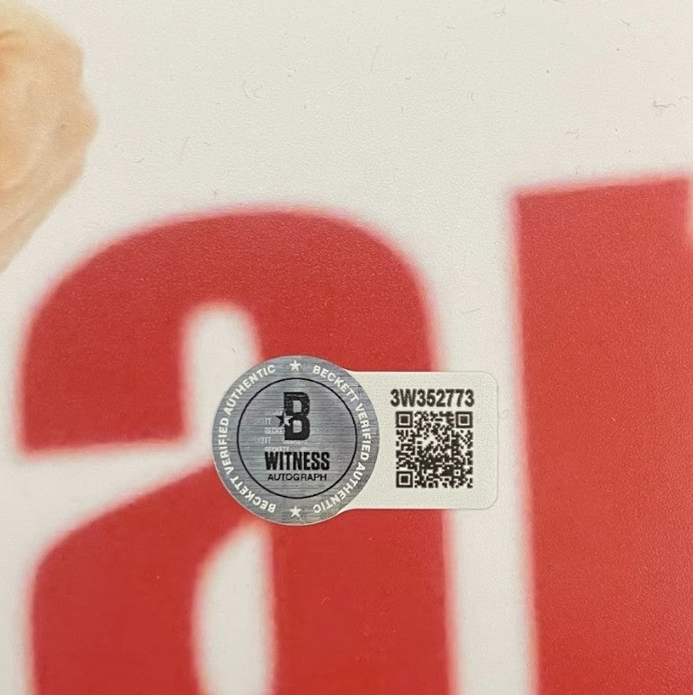 Matt Martin Signed New York Islanders 11x14 Photo w/ Ins Beckett Witness BAS COA2