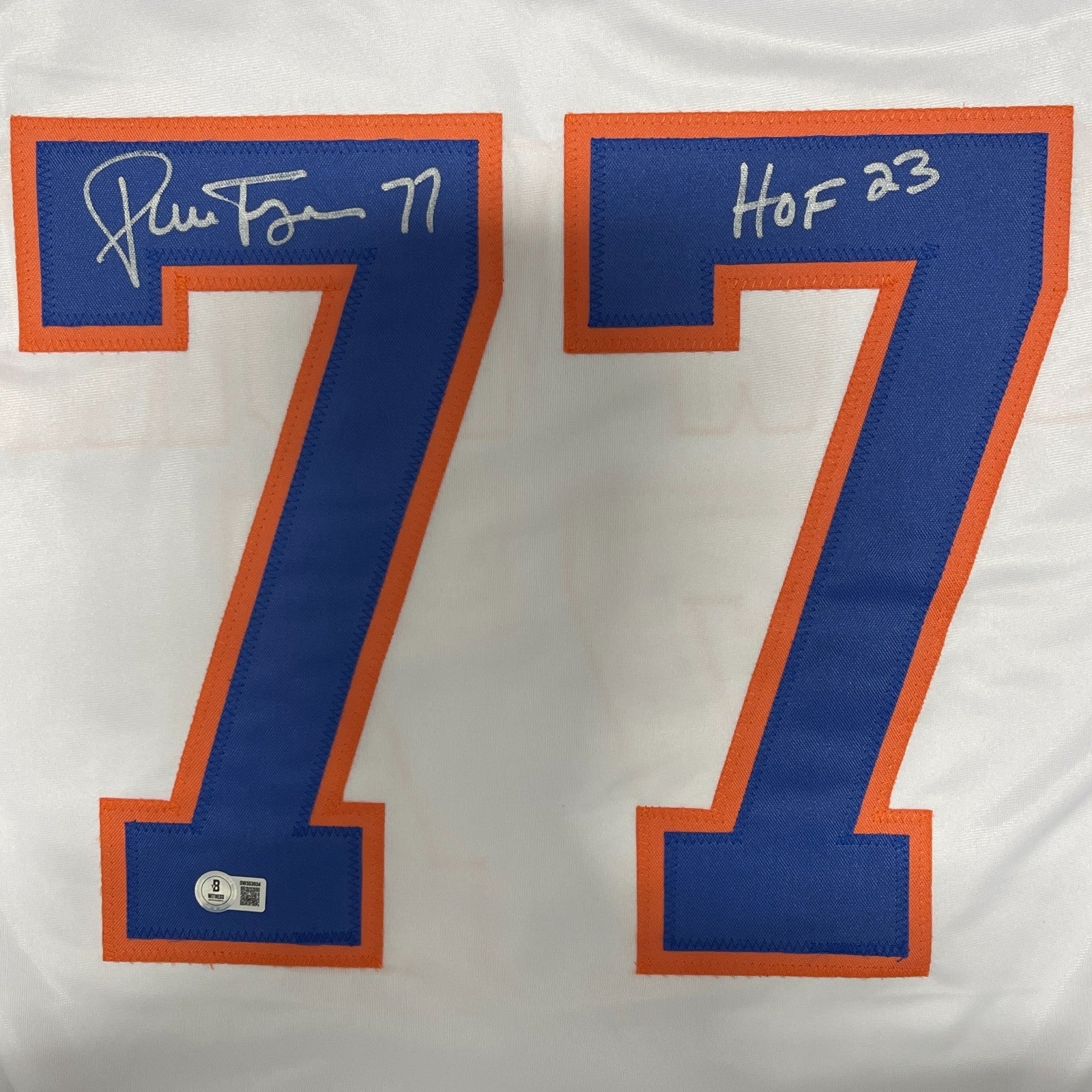 Pierre Turgeon Signed Islanders Custom Jersey w/ HOF 23 Beckett Witness BAS COA1