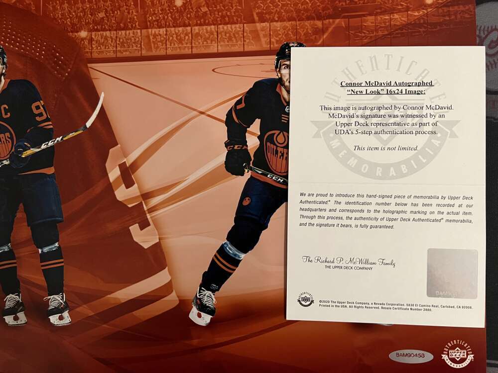 Connor McDavid Signed 16x24 Photo "New Look" Upper Deck UDA COA Oilers2