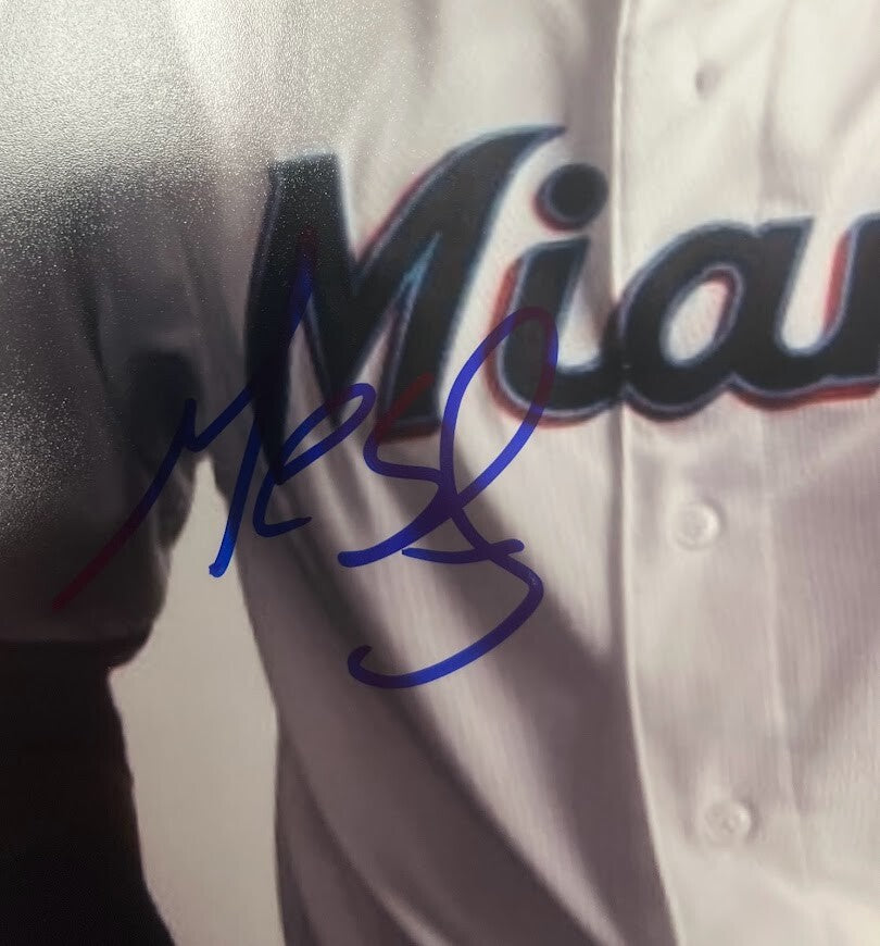 Víctor Víctor Mesa Signed Auto Autographed 16x20 Photo LSCM COA HOLO Marlins1