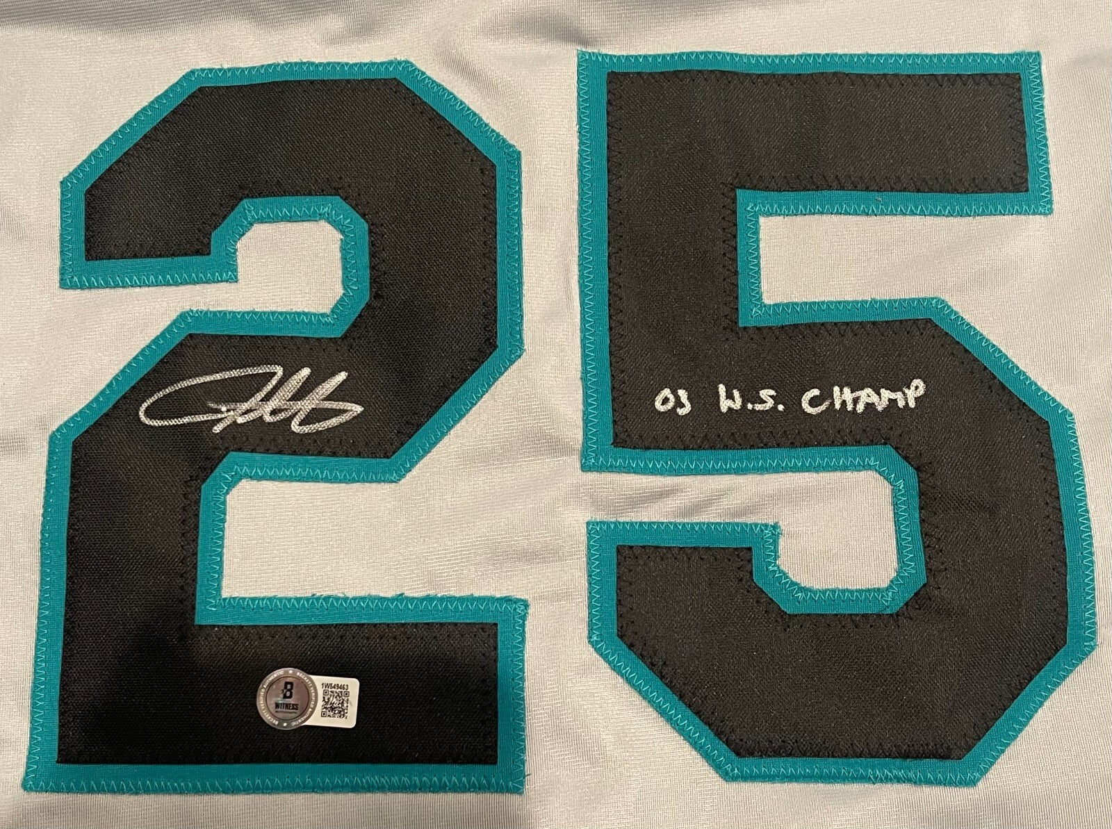 Derrek Lee Signed Florida Marlins Custom Jersey w 03 WS Champs Beckett W BAS COA1