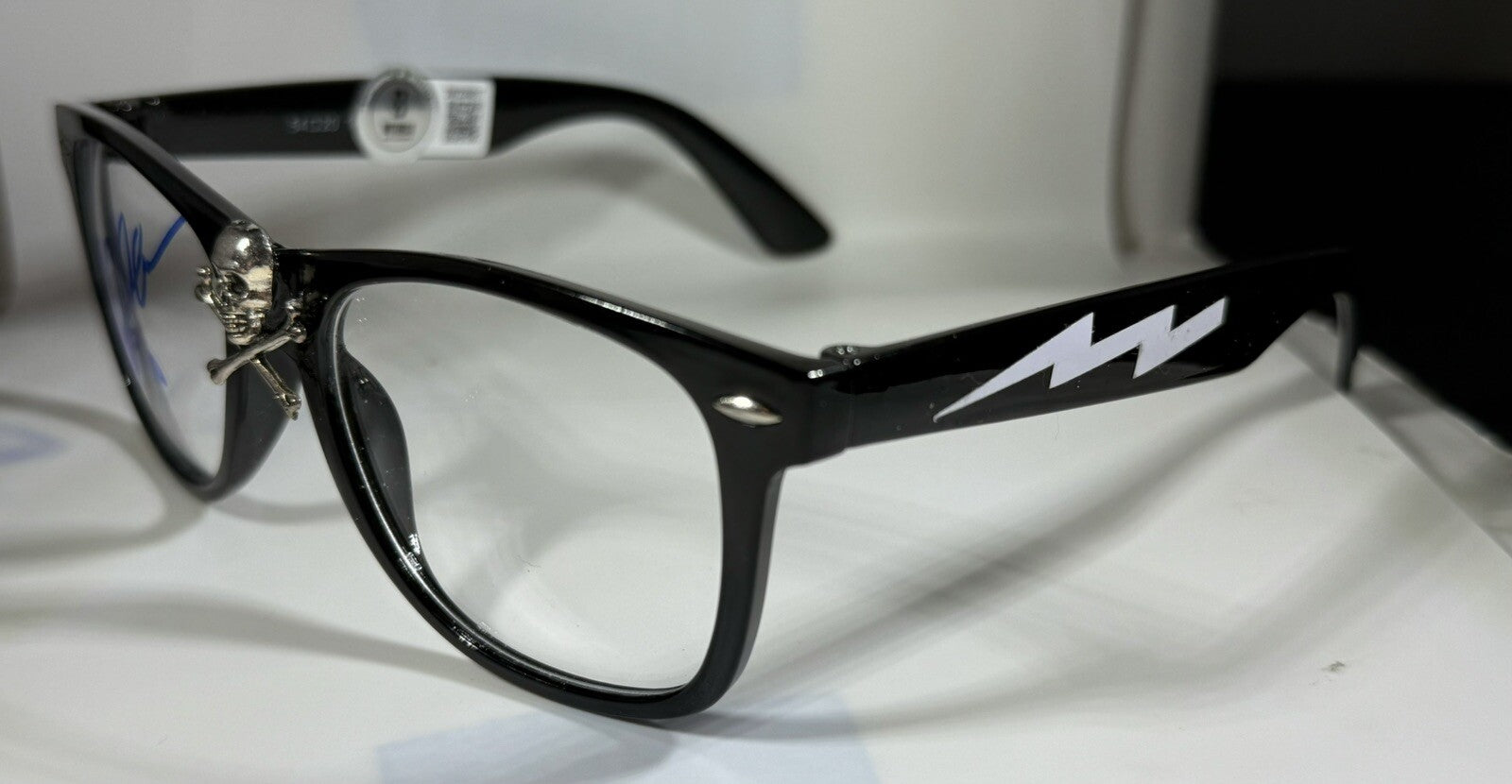 Charlie Sheen Signed Major League Glasses Ricky Vaughn Beckett Witness BAS COA1