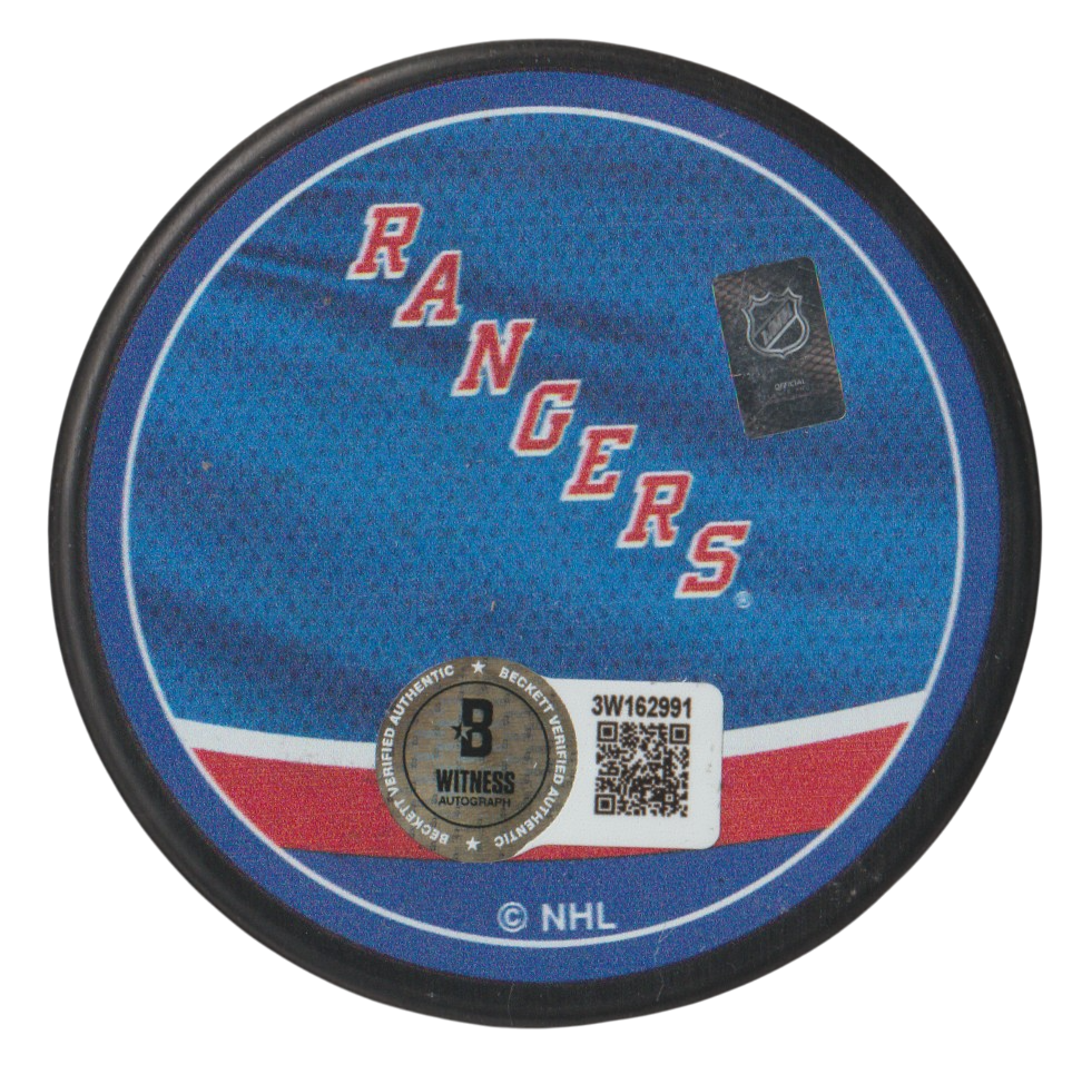 Jaromir Jagr Signed Rangers Reverse Retro Puck Beckett Witness BAS COA1