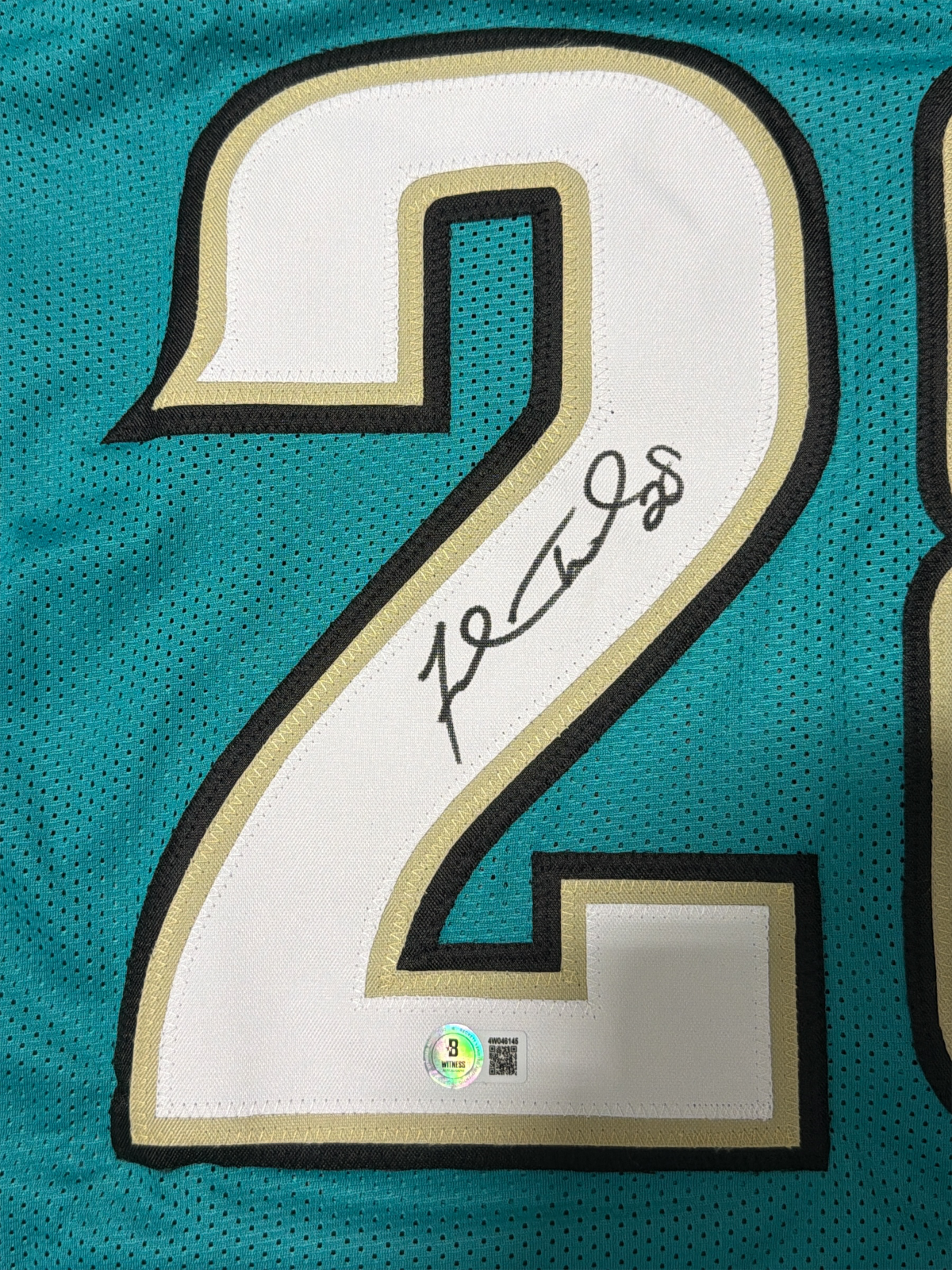 Fred Taylor Signed Jacksonville Jaguars Custom Jersey Beckett Witness BAS COA1