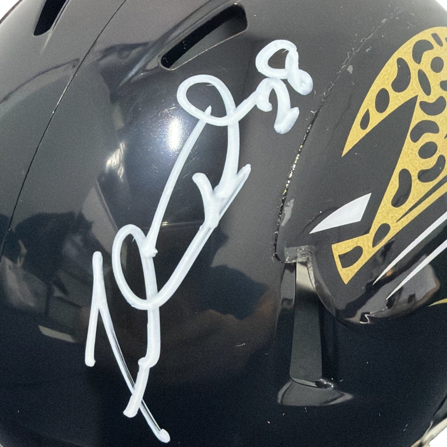 Fred Taylor Signed Jacksonville Jaguars Mini Helmet Beckett Witness BAS COA1