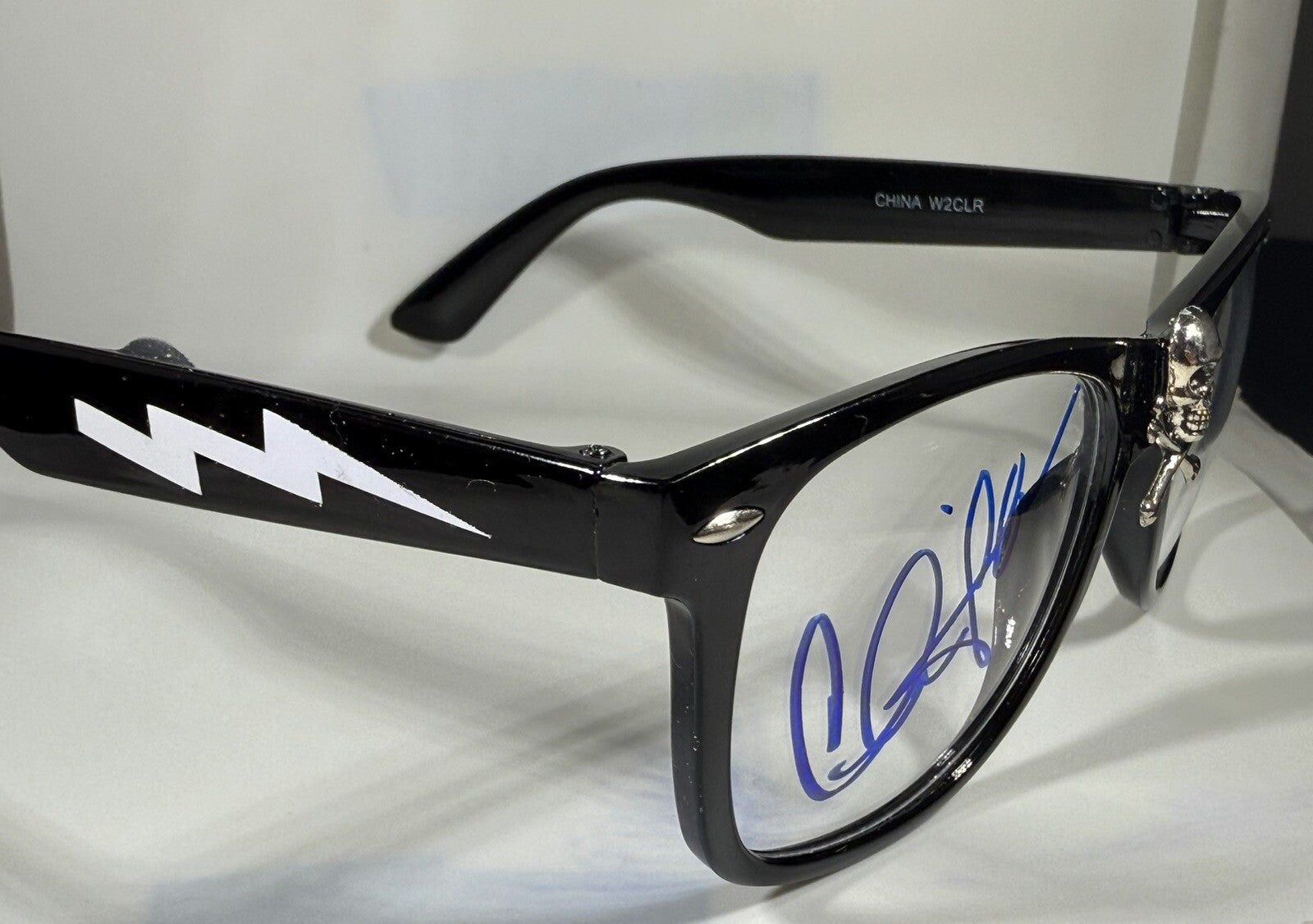 Charlie Sheen Signed Major League Glasses Ricky Vaughn Beckett Witness BAS COA2