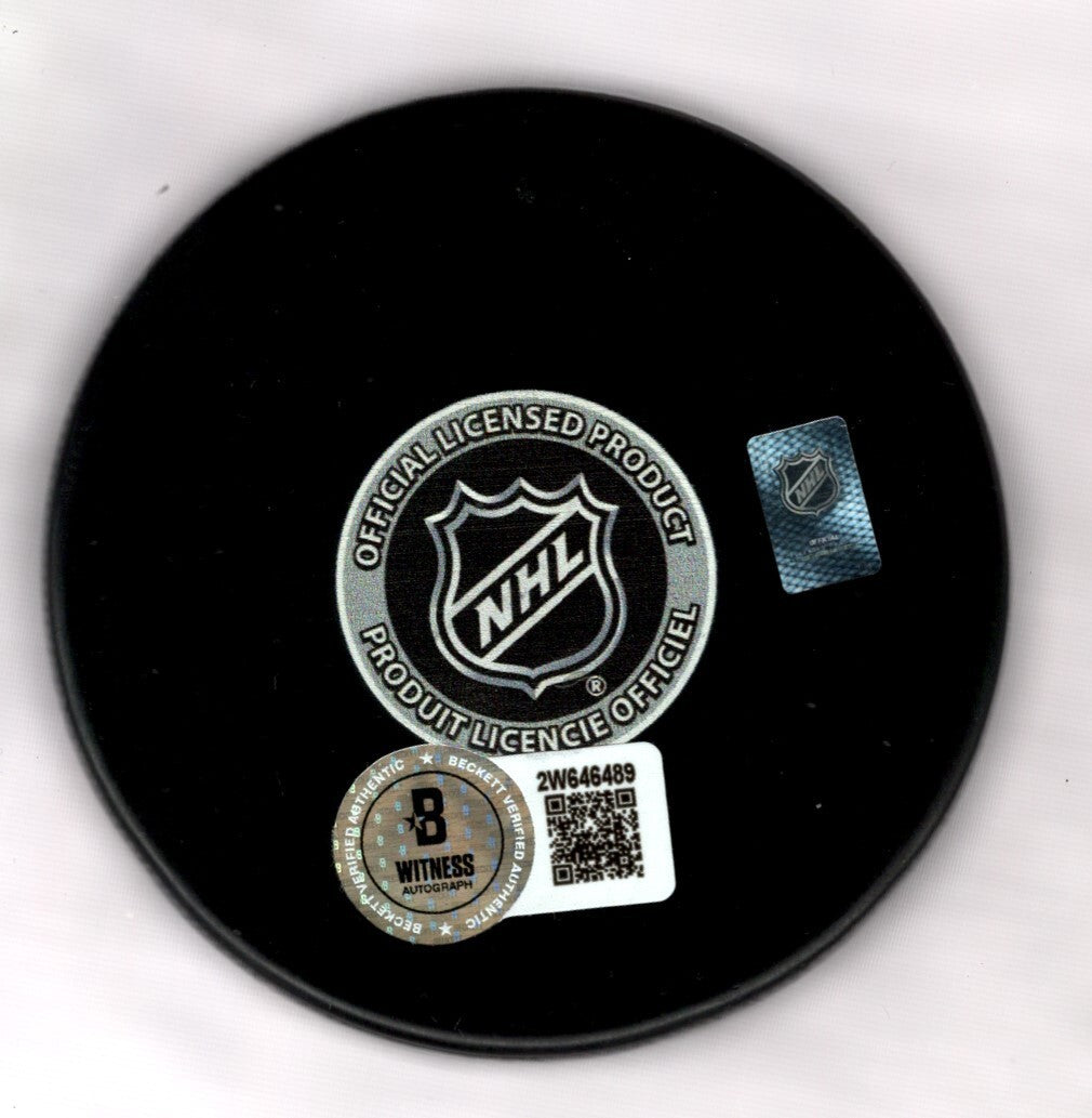 Chris Chelios Signed Auto Montreal Canadiens Puck w HOF 2013 Beckett Wit BAS COA1