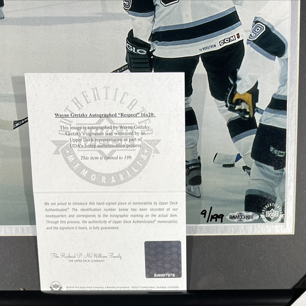 Wayne Gretzky Signed Framed 16x20 Photo LE /199 Upper Deck UDA Kings3