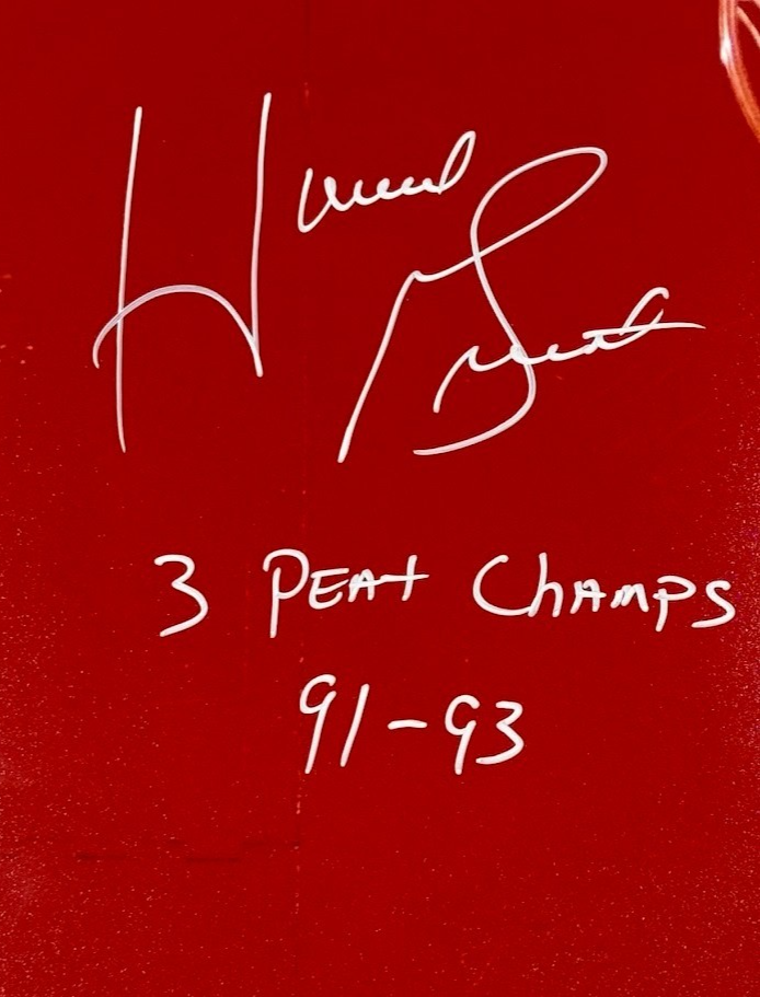 Horace Grant Signed Chicago Bulls 16x20 Photo w/ 3 Peat 91-93 JSA WITNESS COA1
