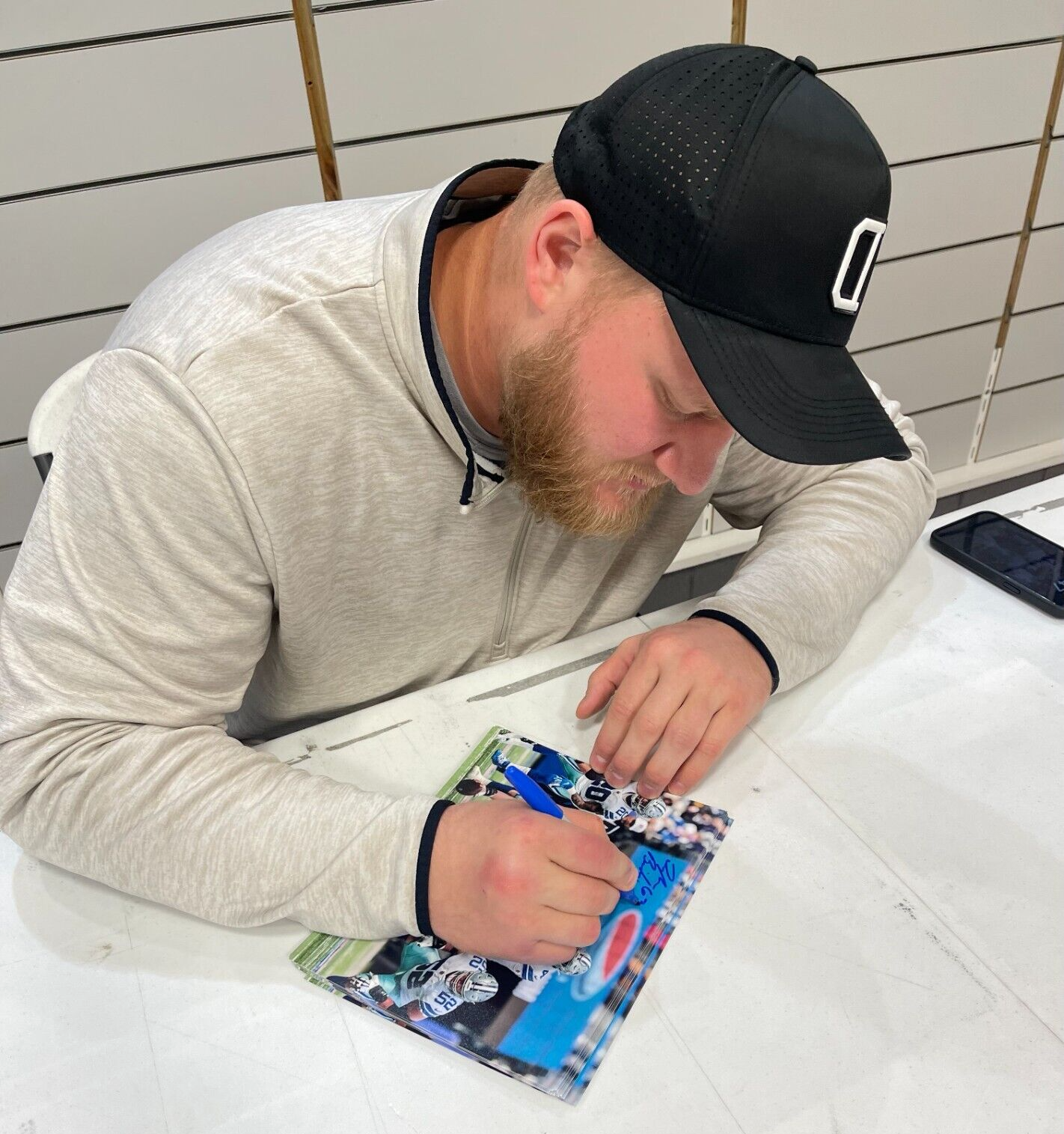 Tyler Biadasz Signed Dallas Cowboys 8x10 Photo Beckett Witness BAS COA #11