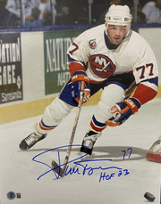 Pierre Turgeon Signed New York Islanders 11x14 Photo HOF Beckett Witness BAS COA0