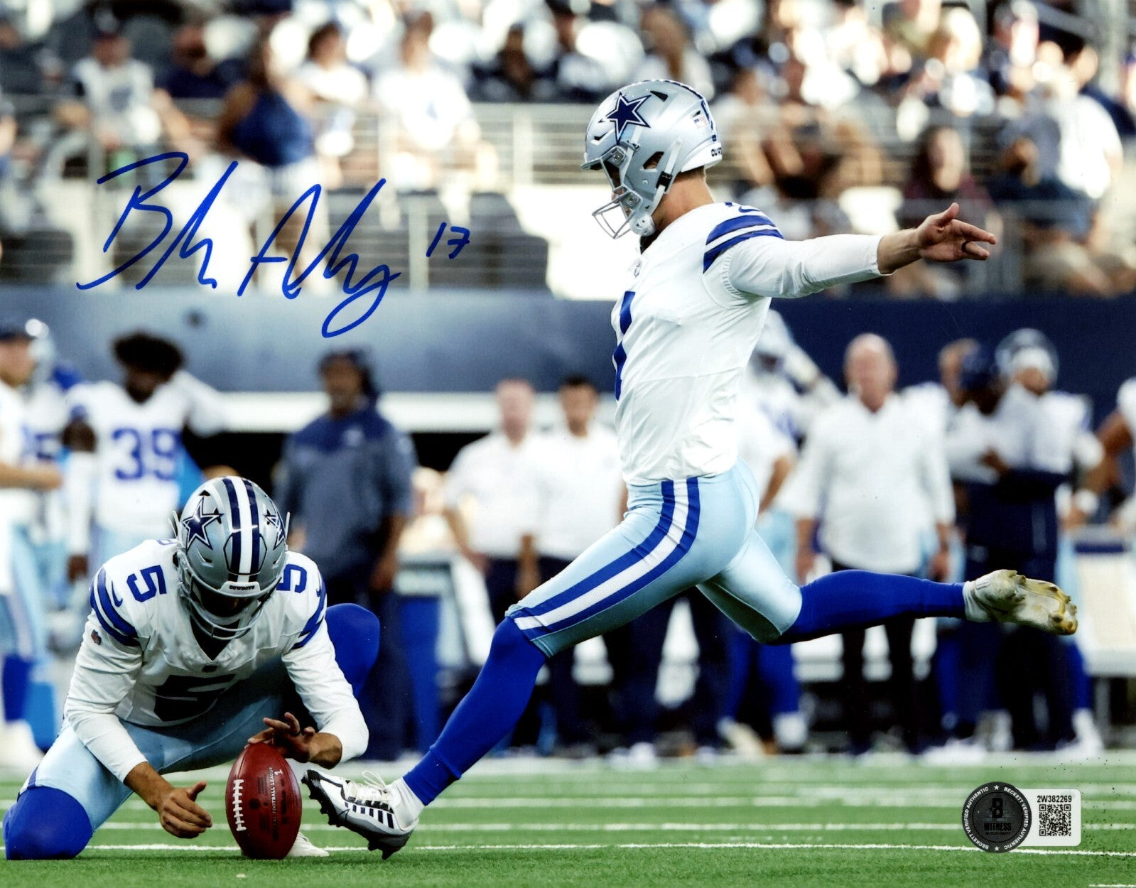 Brandon Aubrey Signed Dallas Cowboys 8x10 Photo Beckett Witness BAS COA #40