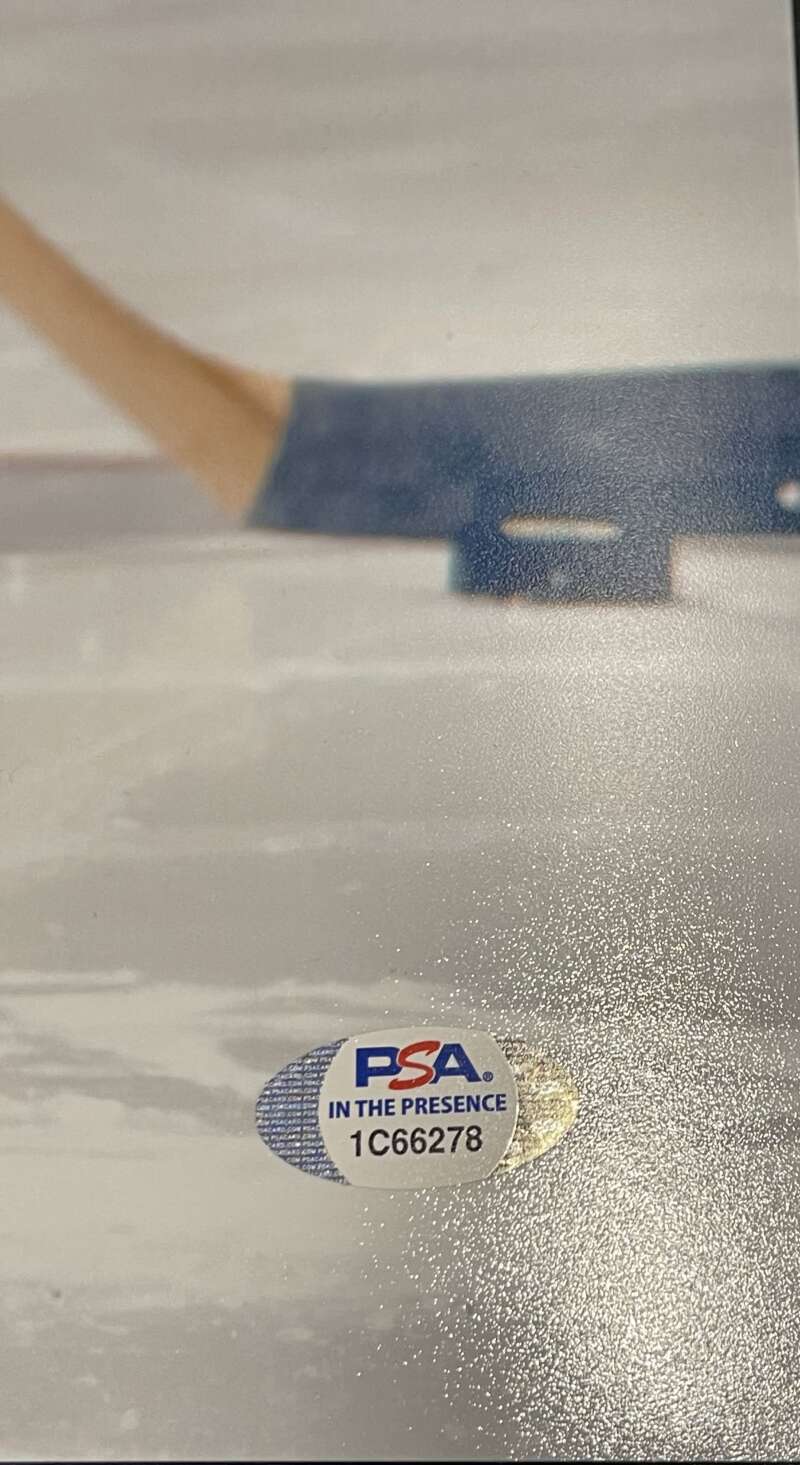 Bobby Hull Signed Autographed 16x20 Photo w/ HOF 1983 Blackhawks PSA COA2