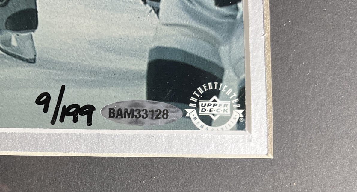 Wayne Gretzky Signed Framed 16x20 Photo LE /199 Upper Deck UDA Kings2