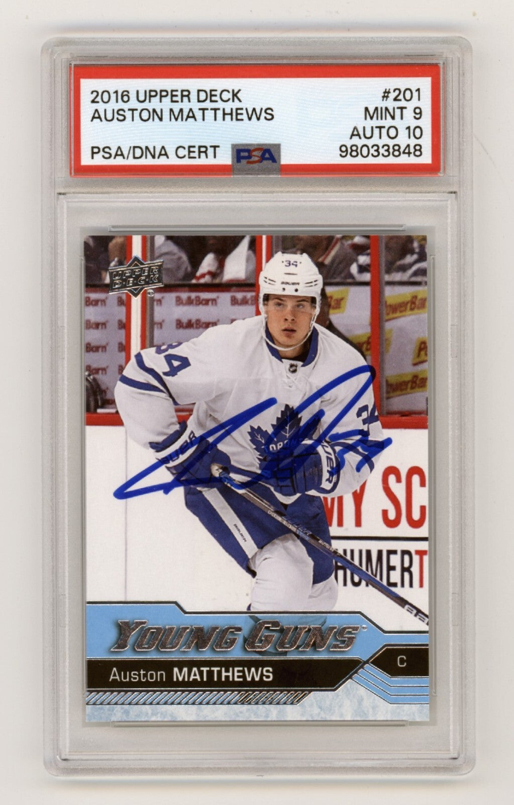 Auston Matthews 2016-17 Upper Deck 201 Young Guns Rookie RC Signed PSA 9 Auto 100
