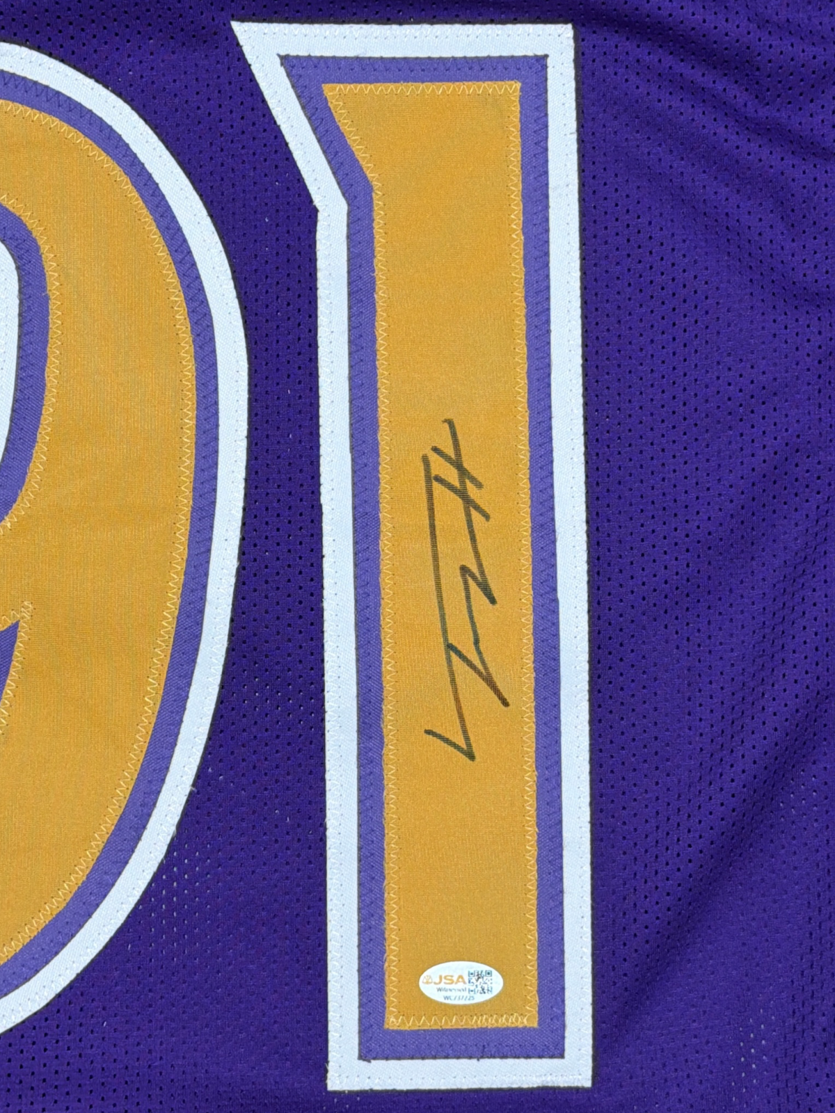 Trey Hendrickson Signed Baltimore Ravens Custom Jersey JSA Witness COA1