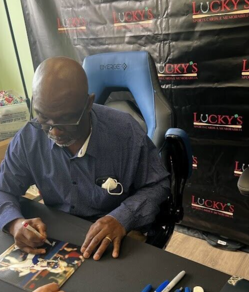 Mookie Wilson Signed Autographed New York Mets 8x10 Photo PSA ITP COA #41