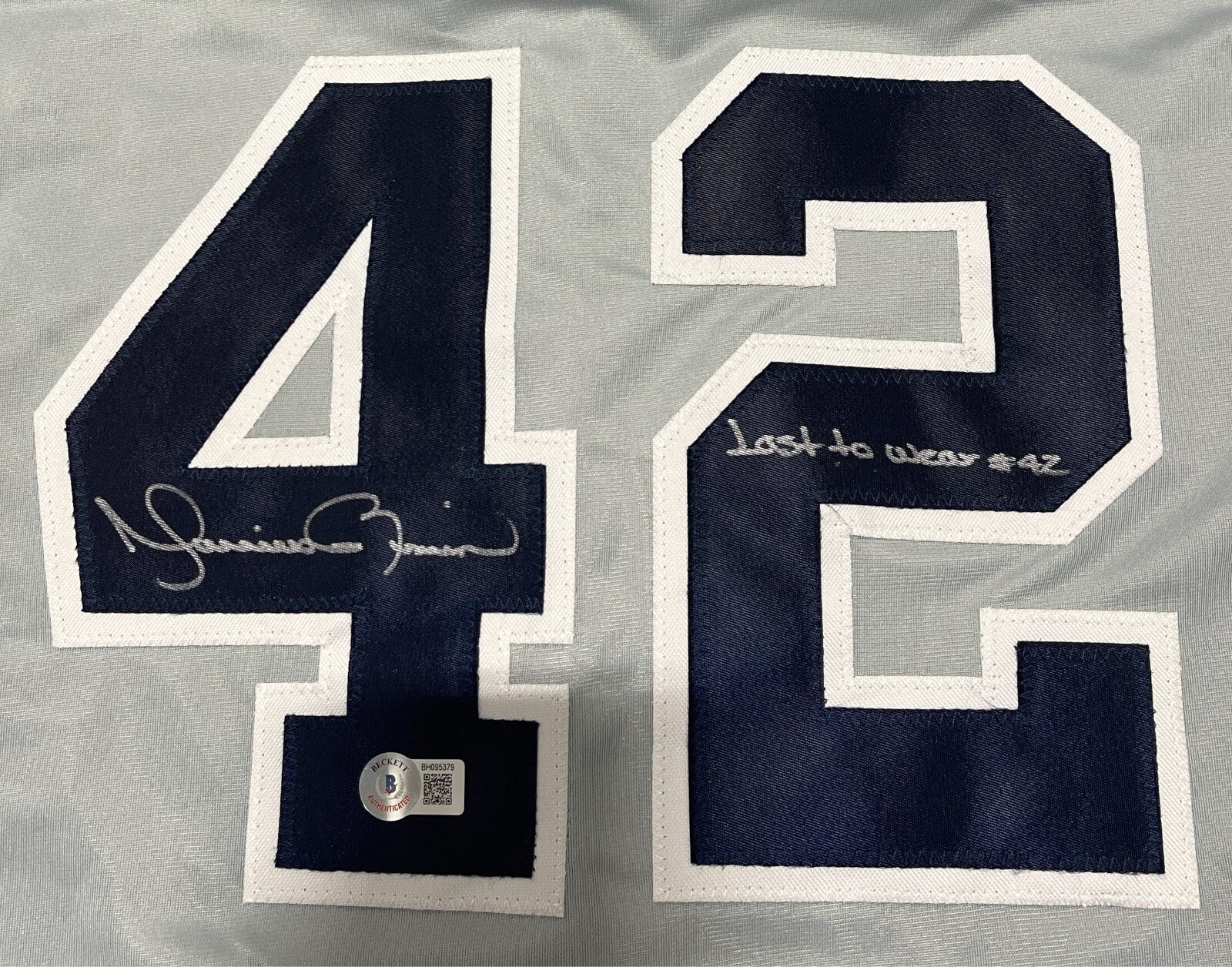 Mariano Rivera Signed Yankees Custom Jersey w/ Last to Wear 42 Beckett W BAS COA1