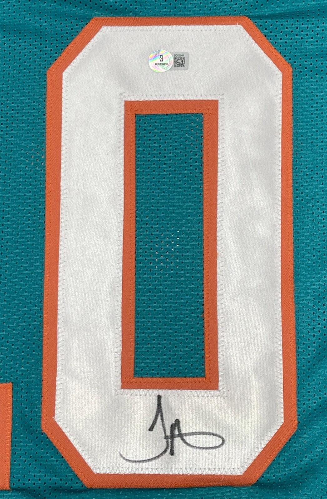 Tyreek Hill Signed Miami Dolphins Custom Throwback Jersey Beckett BAS COA1