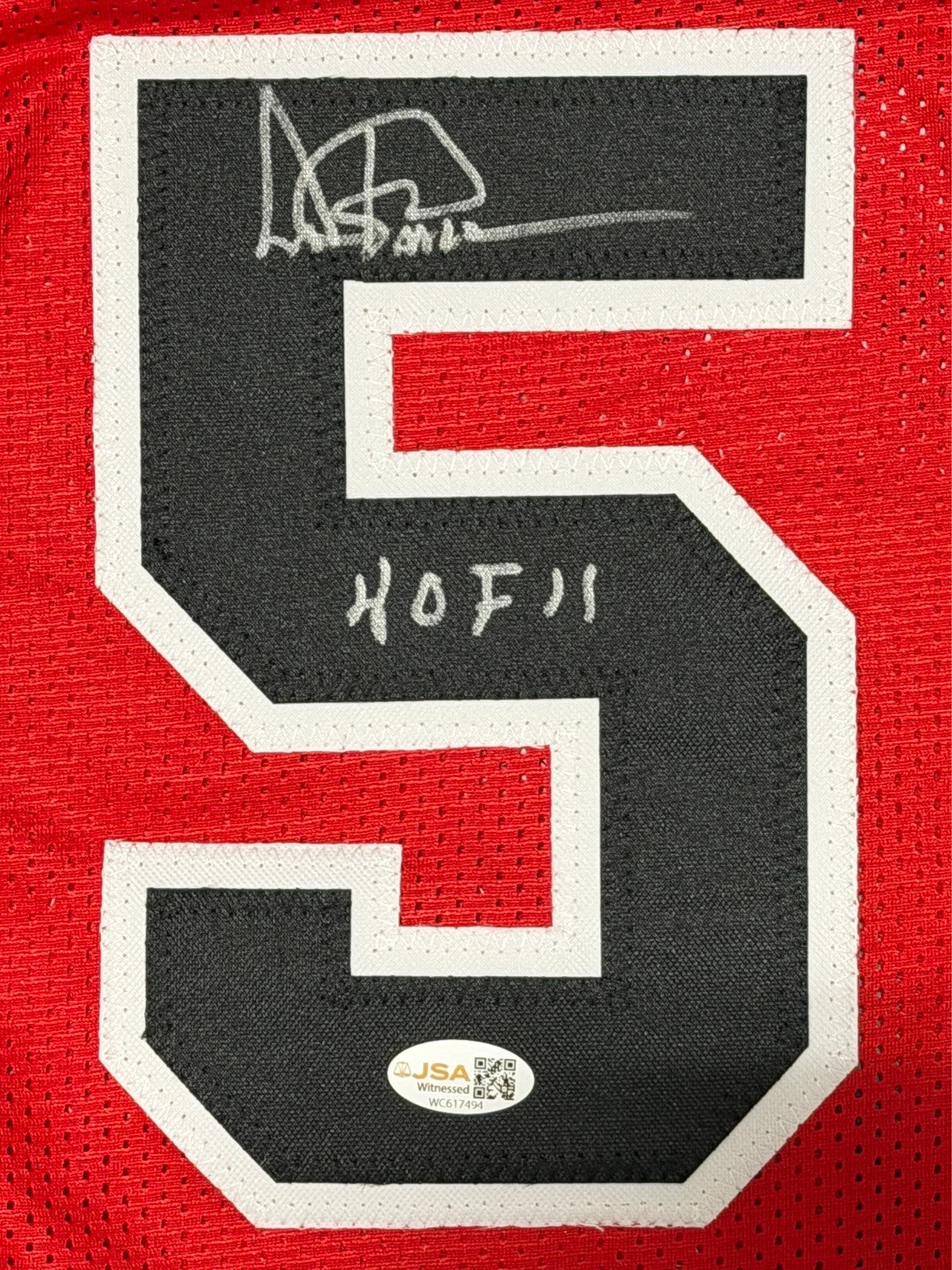 Artis Gilmore Signed Chicago Bulls Custom Jersey w/ HOF 11 JSA Witness COA1