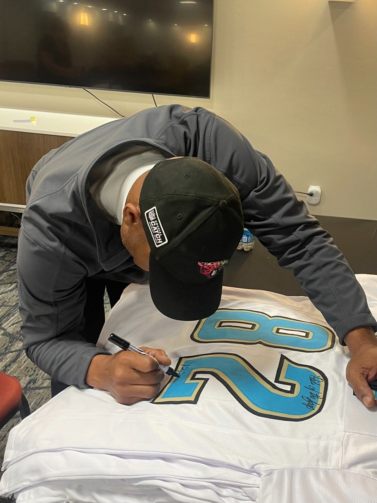 Jimmy Smith Signed Jaguars Custom Jersey w/ 2 Ins Beckett Witness BAS COA3