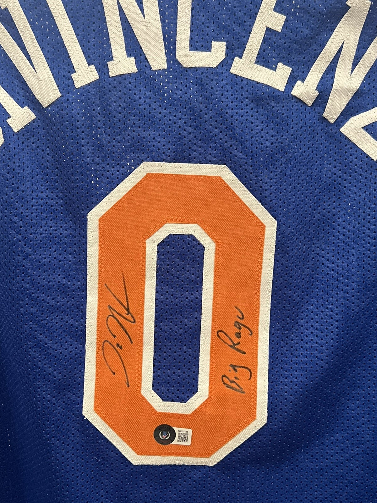 Donte DiVincenzo Signed NY Knicks Custom Jersey w/ Big Ragu Beckett W BAS COA1