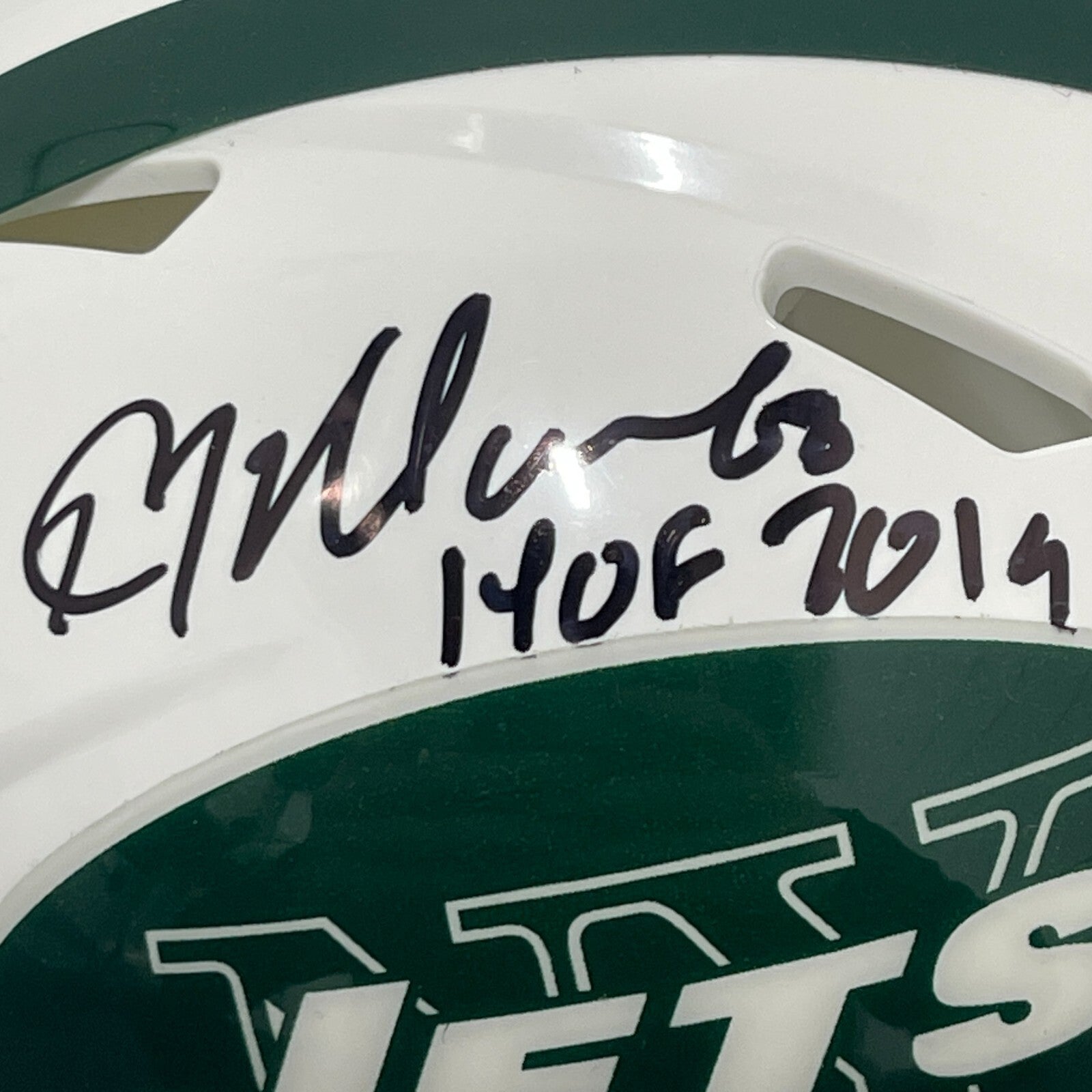 Kevin Mawae Signed NY Jets TB Mini Helmet w/ HOF 2019 Beckett Witness BAS COA1