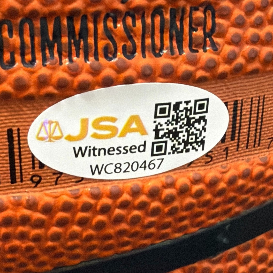 Charles Oakley Signed Autographed Wilson NBA Basketball JSA Witness COA2